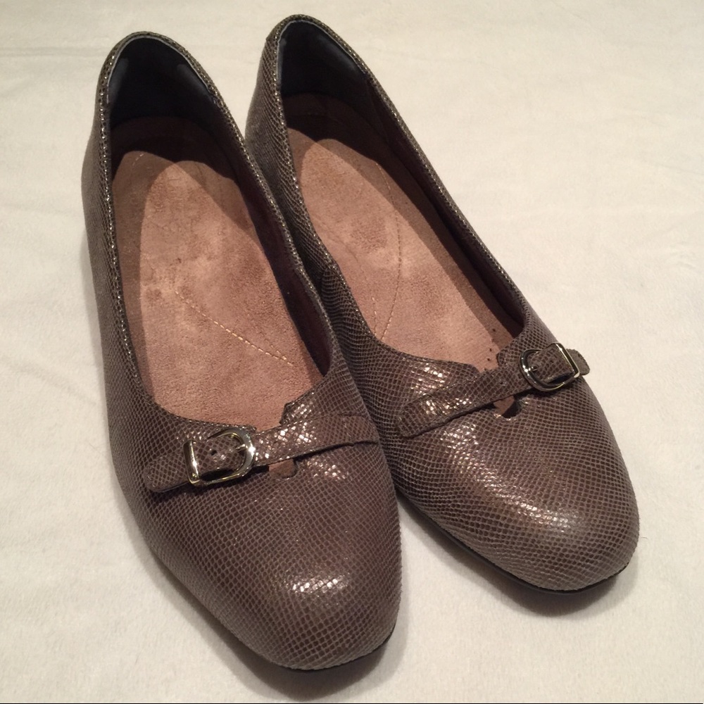 Clarks Taupe Keesha Raine, 8-1/2M